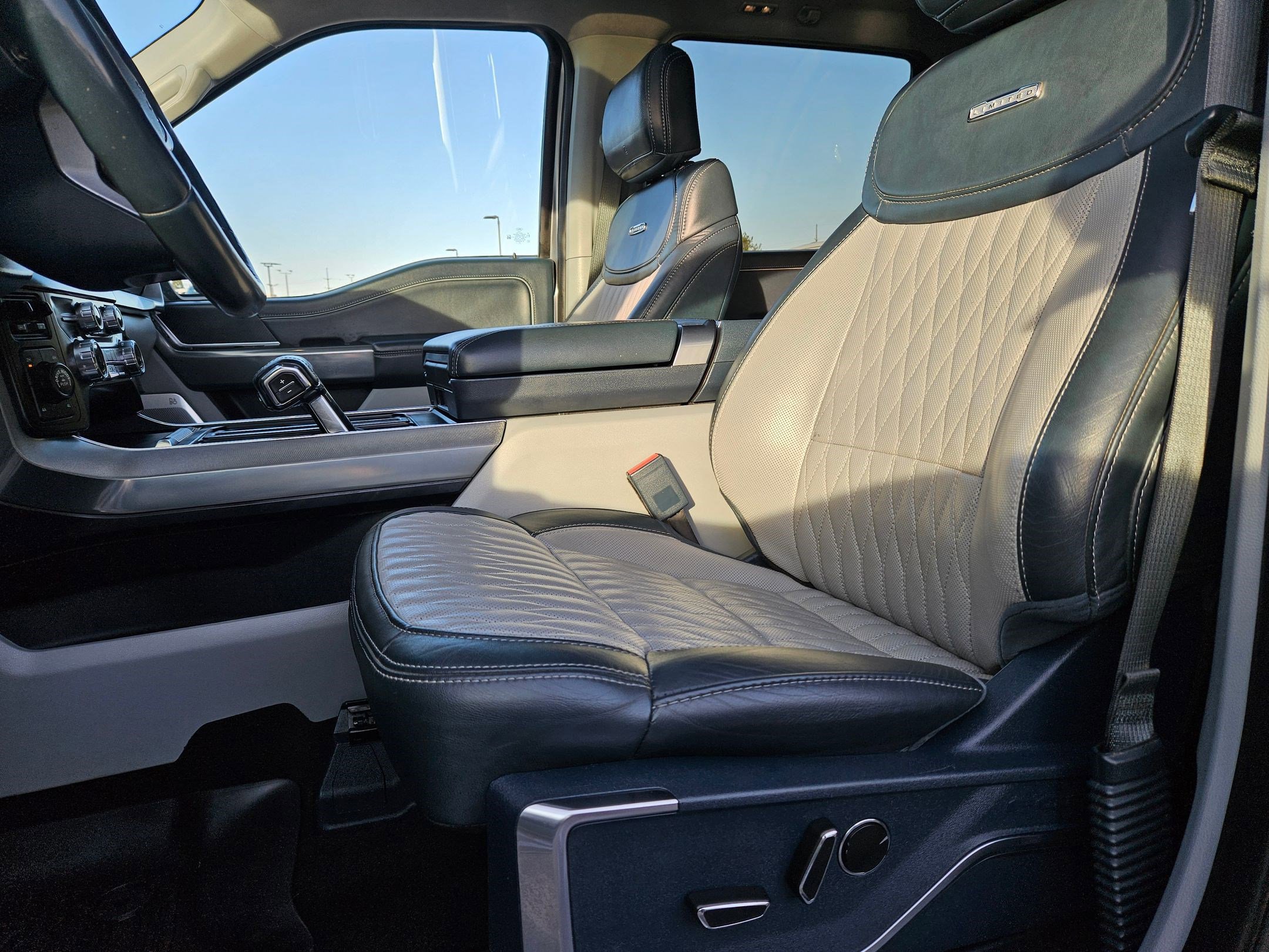 Certified 2022 Ford F150 Limited AWD/4WD image 18