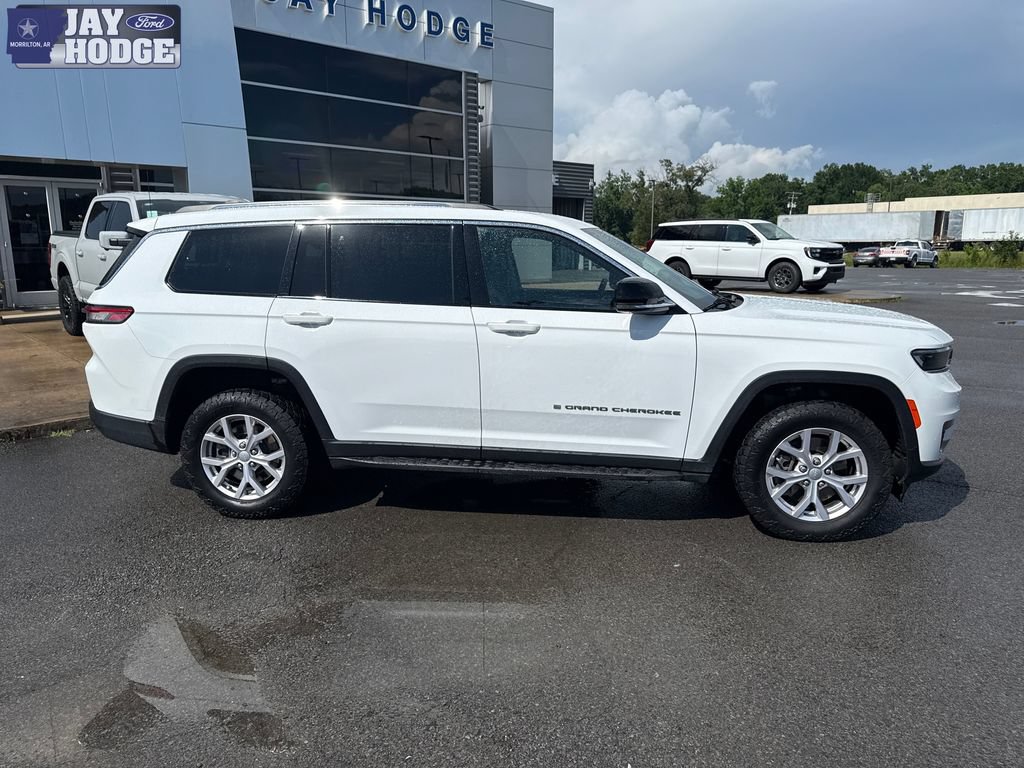 Used 2022 Jeep Grand Cherokee L Limited AWD/4WD image 8