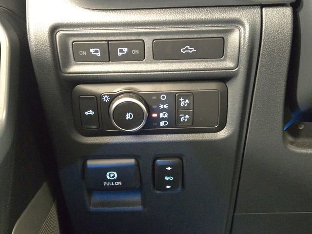 Certified 2022 Ford F150 Lariat w/ Equipment Group 502A High image 24