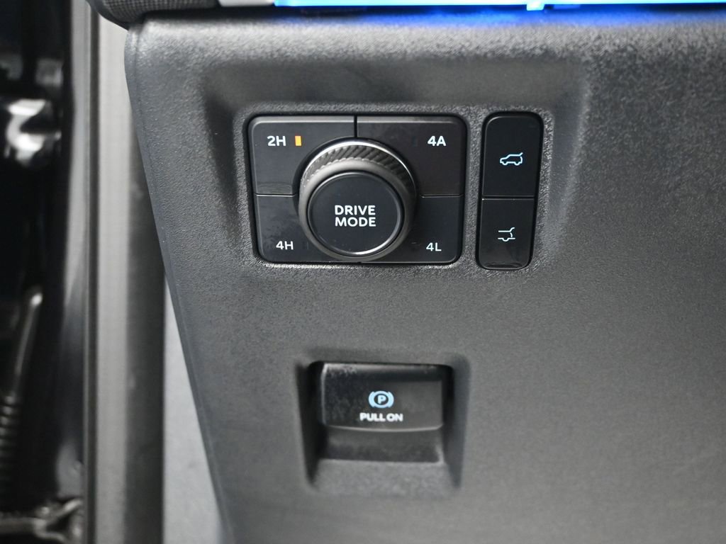 Certified 2025 Ford Expedition Max Platinum image 13