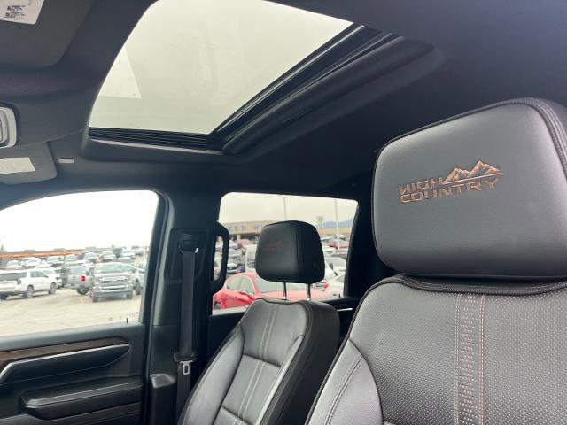 Used 2024 Chevrolet Silverado 2500 High Country w/ High Country Premium Package image 8