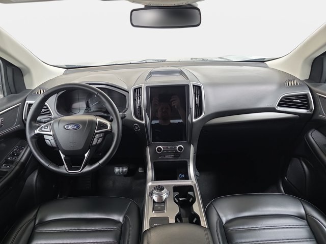 Certified 2024 Ford Edge SEL AWD/4WD image 9