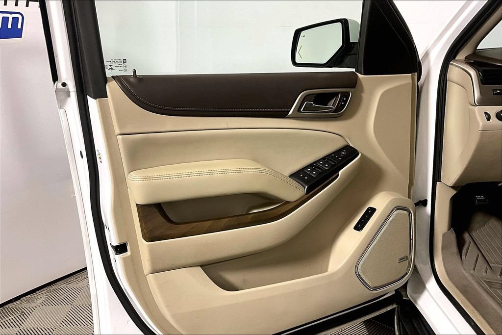 Used 2019 GMC Yukon XL Denali w/ Open Road Package RWD image 18