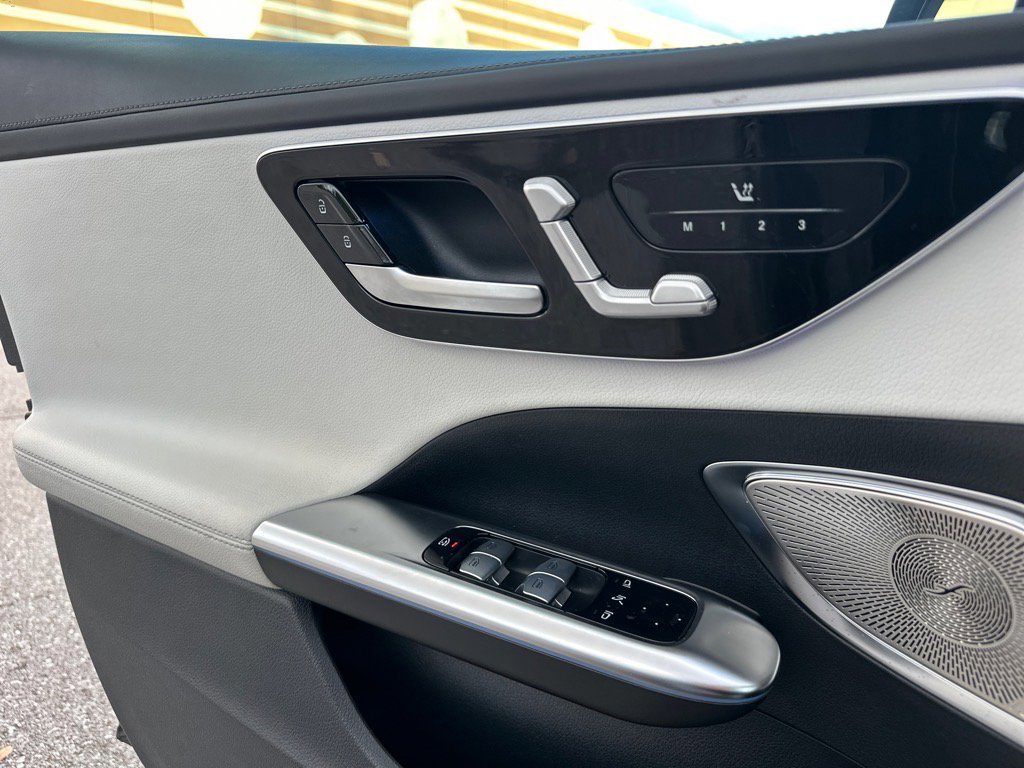 Used 2022 Mercedes-Benz C 300 Sedan image 25