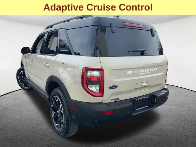 Certified 2025 Ford Bronco Sport Outer Banks w/ Outer Banks Tech Package+ image 3