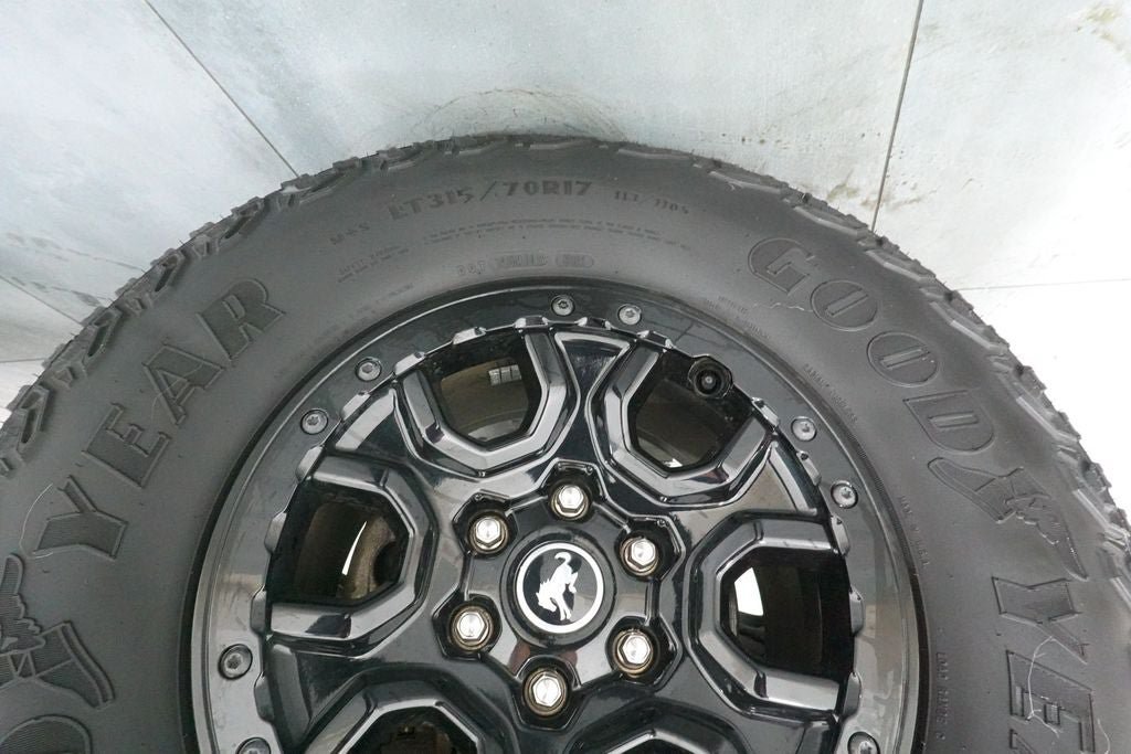 Certified 2022 Ford Bronco Wildtrak AWD/4WD image 37
