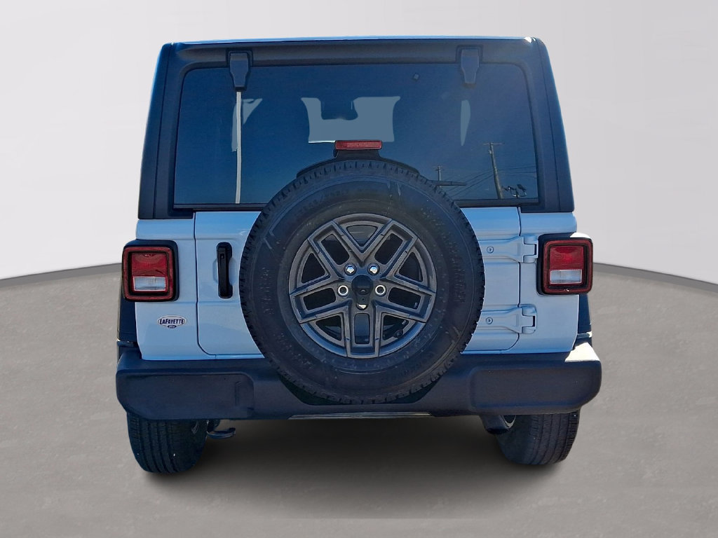 Used 2025 Jeep Wrangler Sport AWD/4WD image 5