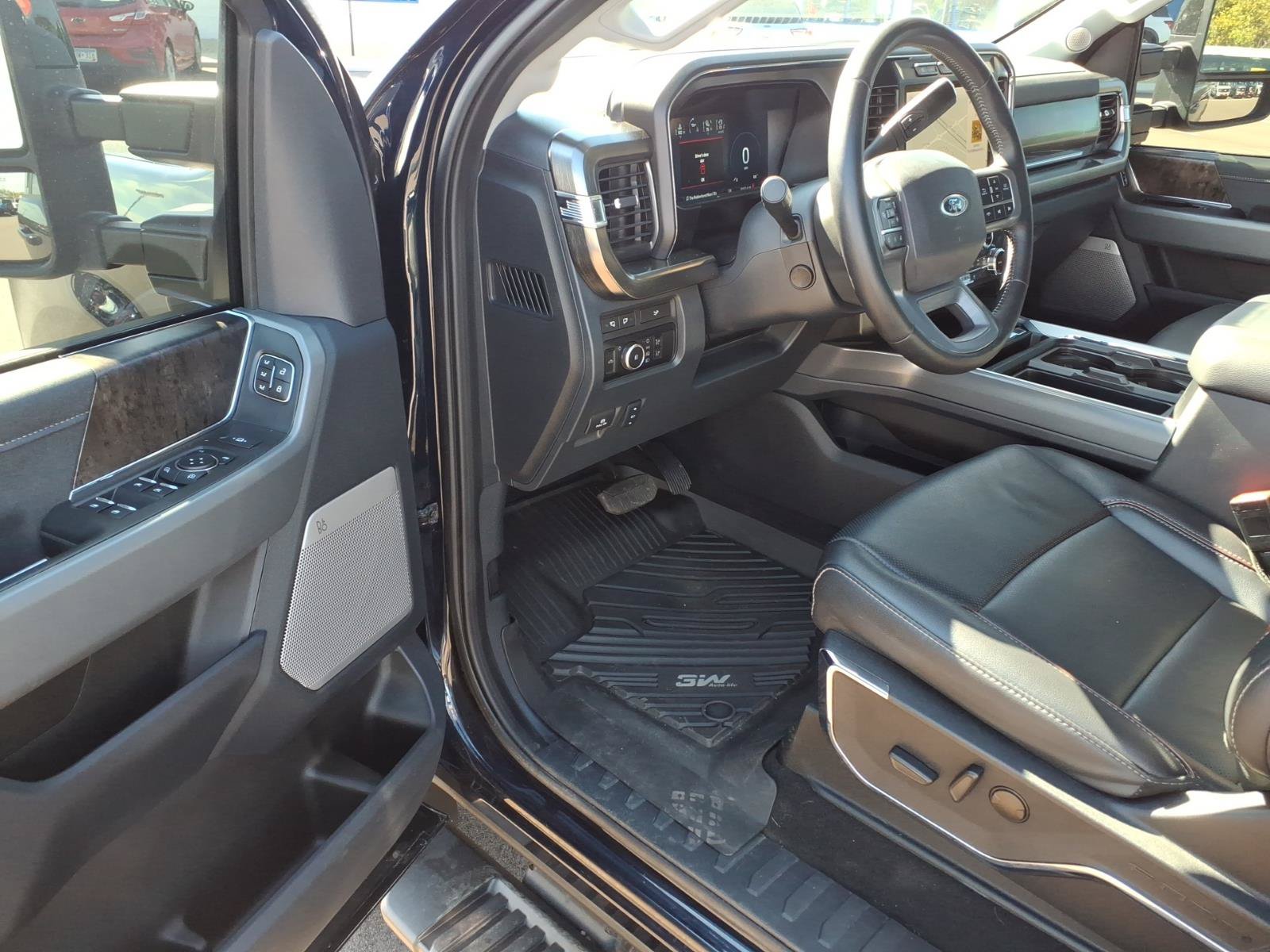 Certified 2024 Ford F250 Lariat w/ Lariat Ultimate Package AWD/4WD image 10