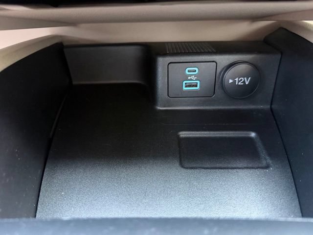 Certified 2022 Ford Escape SE w/ SE Sport Appearance Package AWD/4WD image 23