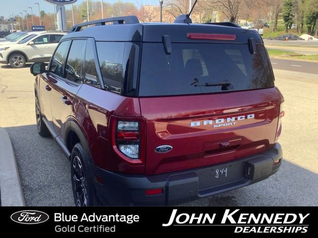 Certified 2025 Ford Bronco Sport Outer Banks w/ Outer Banks Tech Package+ AWD/4WD image 2