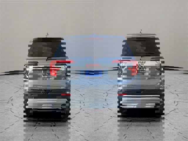 Used 2021 GMC Acadia SLE image 3