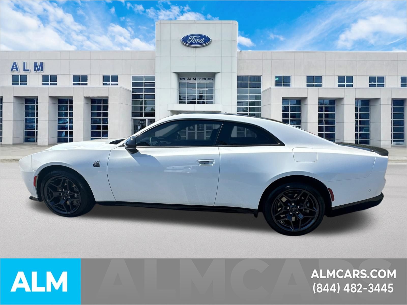 Used 2026 Dodge Charger Scat Pack w/ Blacktop Package AWD/4WD image 9