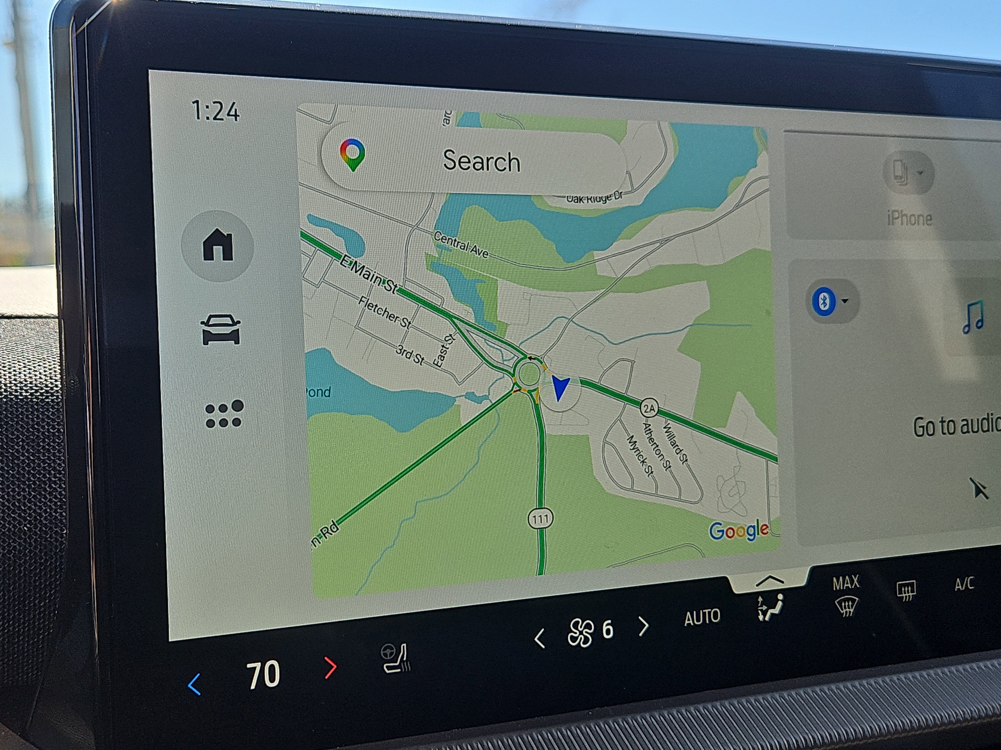 Certified 2025 Ford Explorer Active w/ Active Comfort Package AWD/4WD image 23