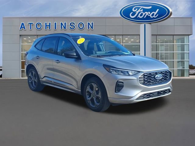 Certified 2023 Ford Escape ST-Line w/ Tech Pack #1 image 5