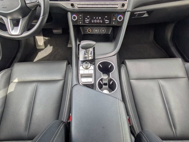 Used 2025 Genesis G70 2.5T RWD image 18