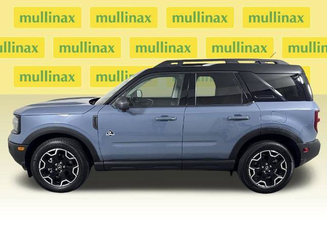 Certified 2025 Ford Bronco Sport Outer Banks w/ Outer Banks Tech Package+ AWD/4WD image 13