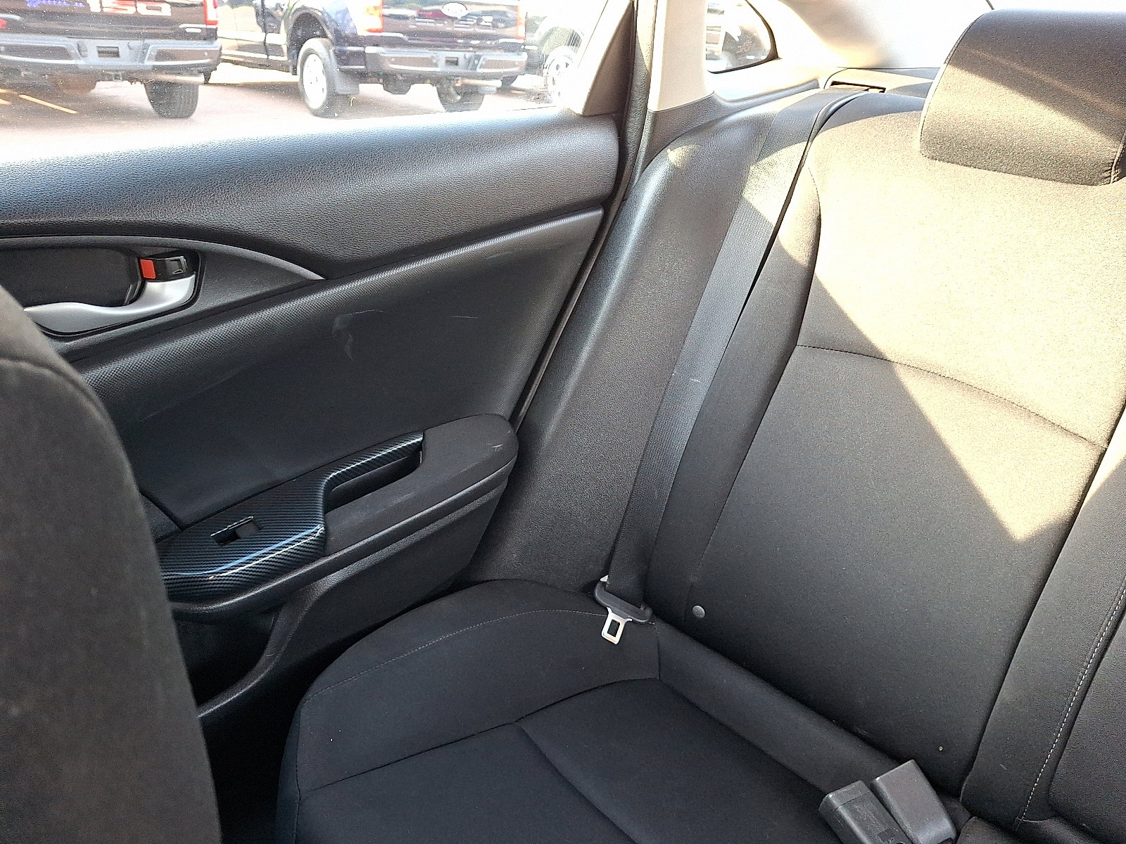 Used 2017 Honda Civic EX-T image 18