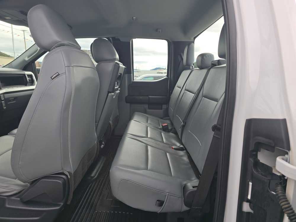 Certified 2023 Ford F250 XL w/ Snow Plow/Camper Package image 17