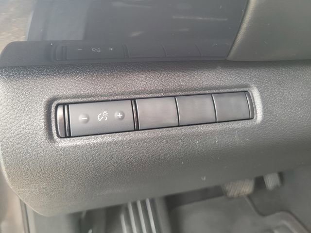 Used 2022 Nissan Pathfinder S image 17