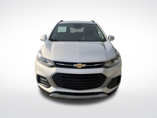Used 2019 Chevrolet Trax LT FWD image 2