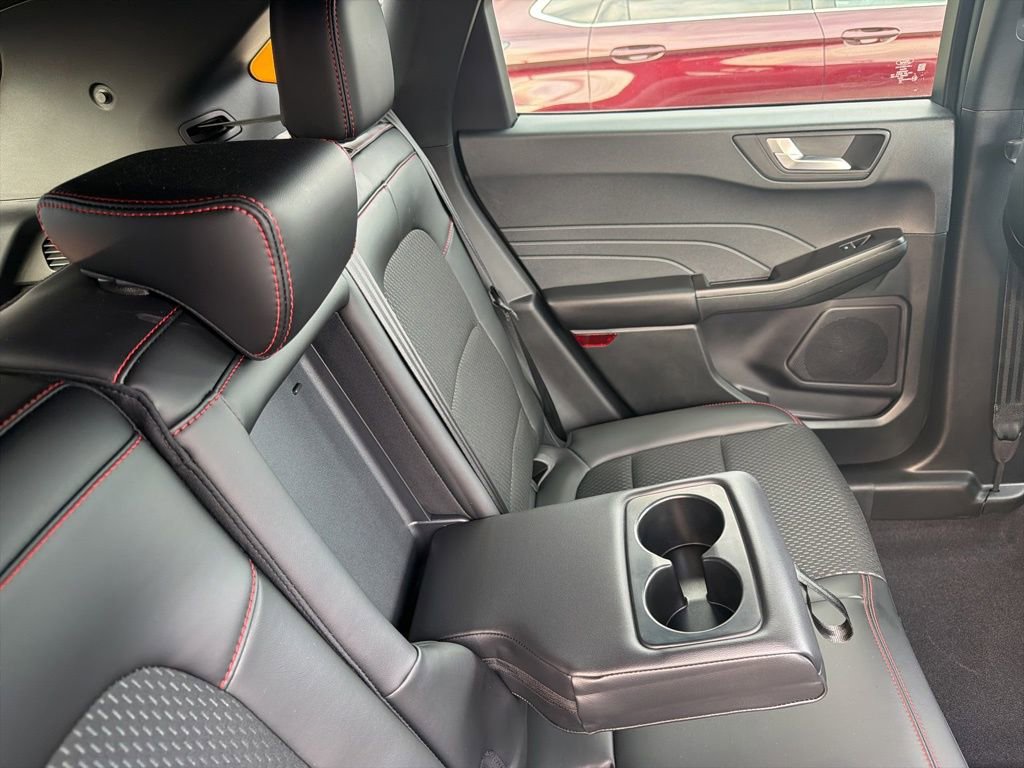 Certified 2026 Ford Escape ST-Line w/ Tech Pack #1 image 39