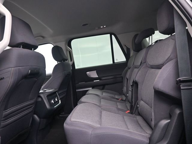 Certified 2025 Ford Expedition Max Active AWD/4WD image 5