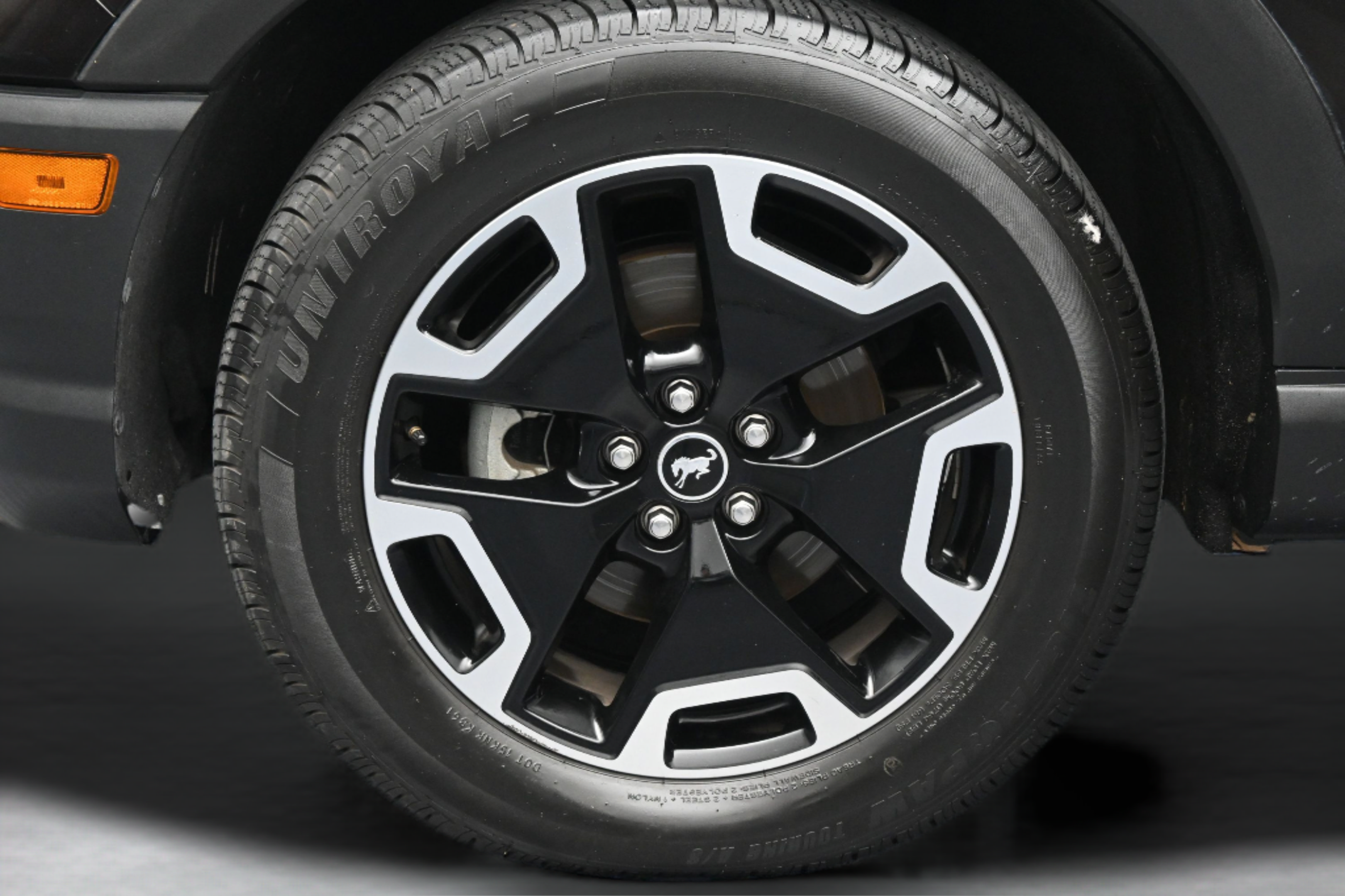 Certified 2021 Ford Bronco Sport Outer Banks AWD/4WD image 10