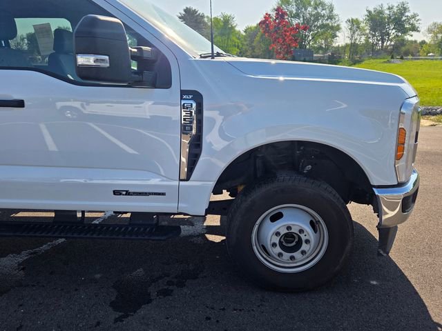 Certified 2025 Ford F350 XLT AWD/4WD image 4