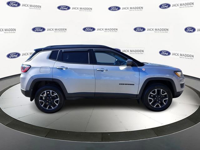 Used 2019 Jeep Compass Trailhawk image 2