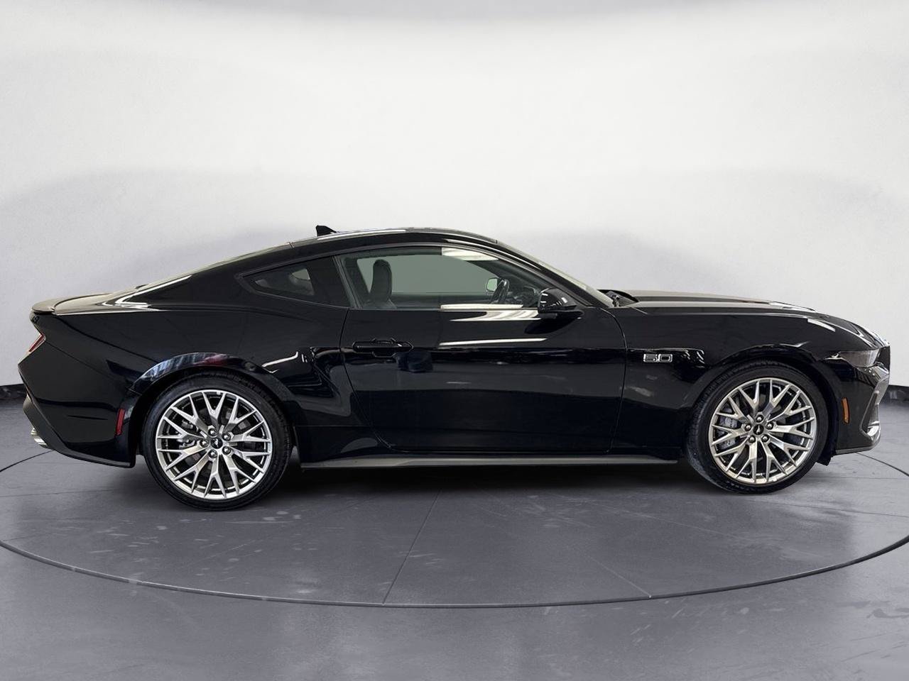 Certified 2025 Ford Mustang GT Premium RWD image 9