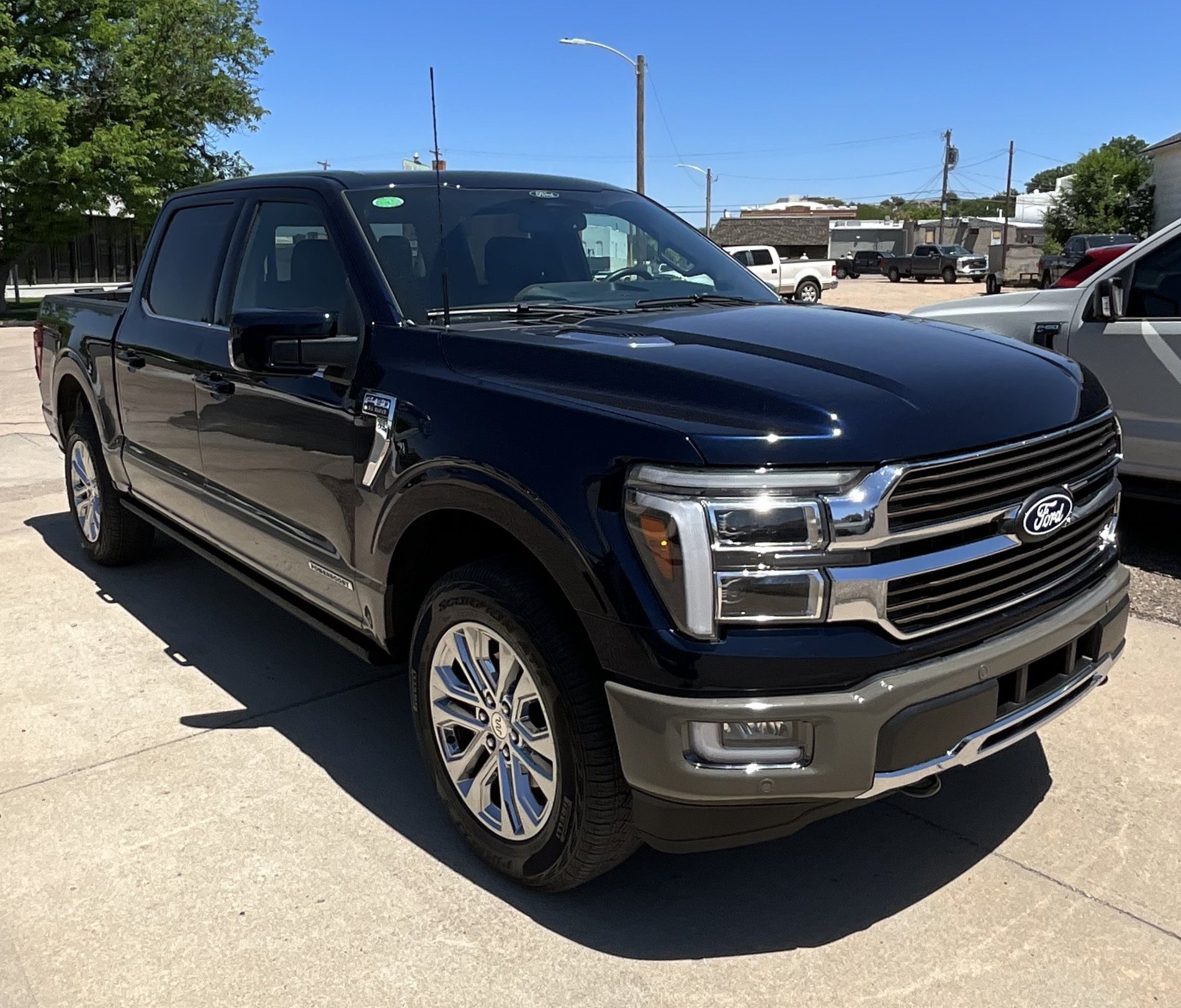 Certified 2025 Ford F150 King Ranch AWD/4WD image 3