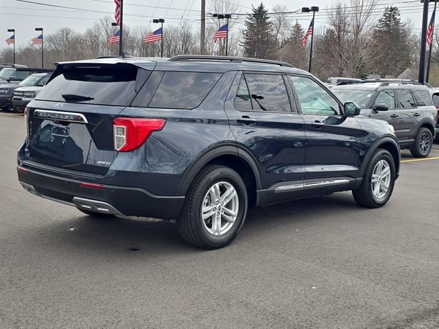 Certified 2024 Ford Explorer XLT w/ Equipment Group 202A image 4