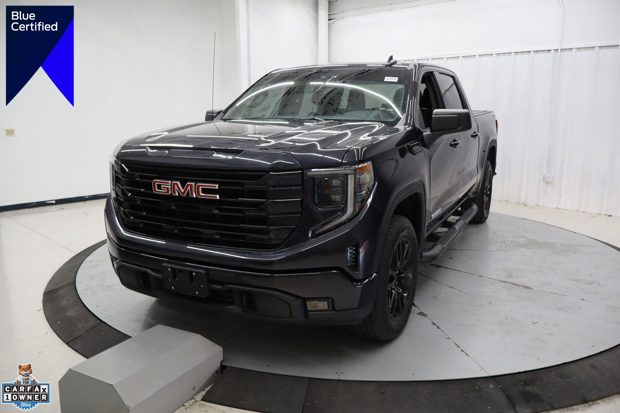 Used 2023 GMC Sierra 1500 Elevation image 1