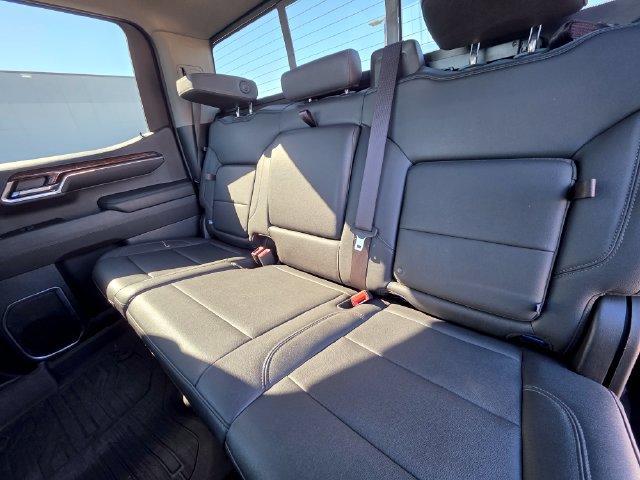 Used 2024 GMC Sierra 1500 Elevation w/ Elevation Premium Package AWD/4WD image 16