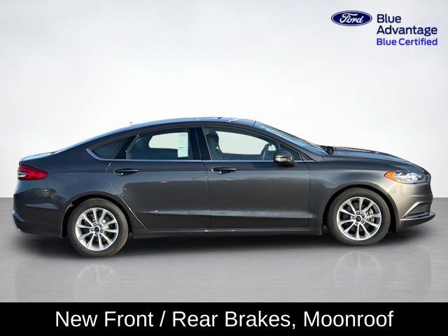 Certified 2017 Ford Fusion SE w/ Fusion SE Technology Package image 2