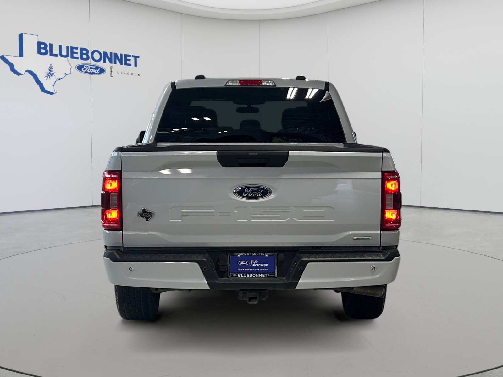 Certified 2022 Ford F150 XLT w/ Equipment Group 301A Mid RWD image 6