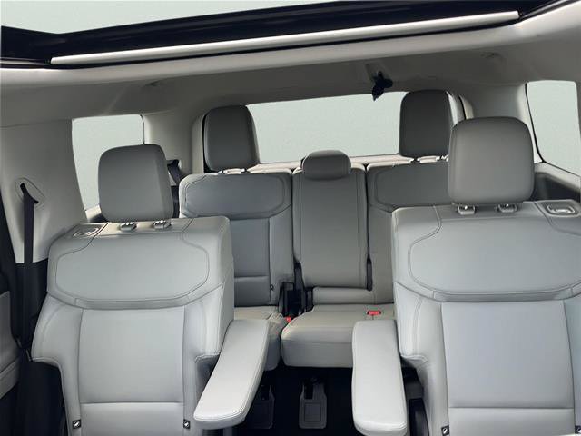 Certified 2026 Ford Expedition Active AWD/4WD image 19