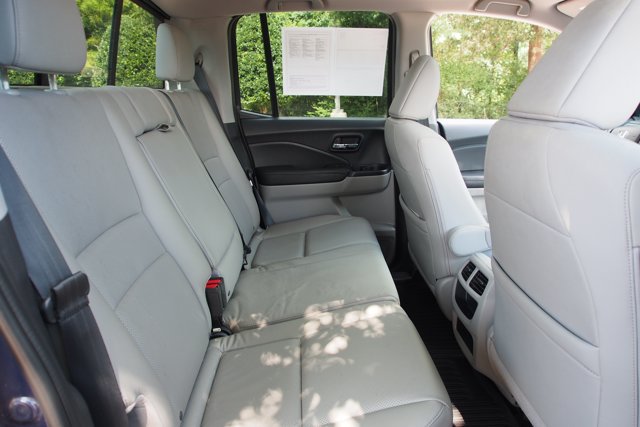 Used 2018 Honda Ridgeline RTL-E image 16