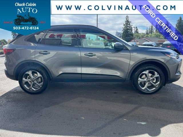 Certified 2025 Ford Escape ST-Line Select AWD/4WD image 6