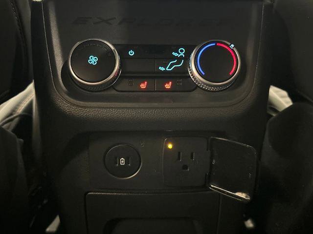 Certified 2025 Ford Explorer ST-Line w/ Premium Package image 31