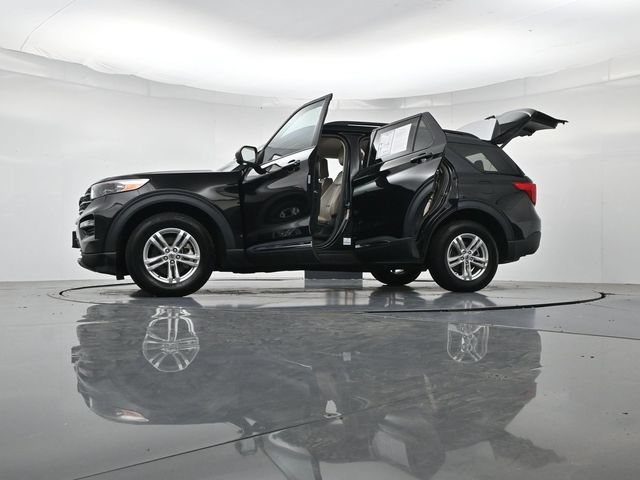 Certified 2023 Ford Explorer XLT w/ Equipment Group 202A AWD/4WD image 56