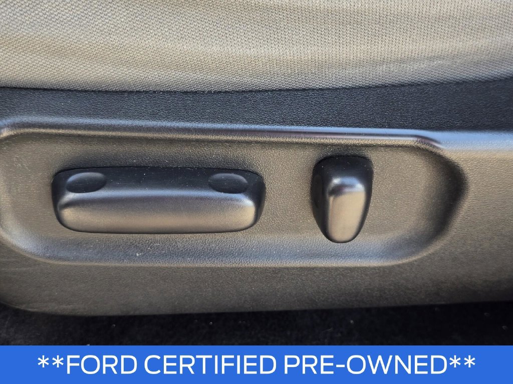 Used 2020 Toyota Tacoma SR5 RWD image 26