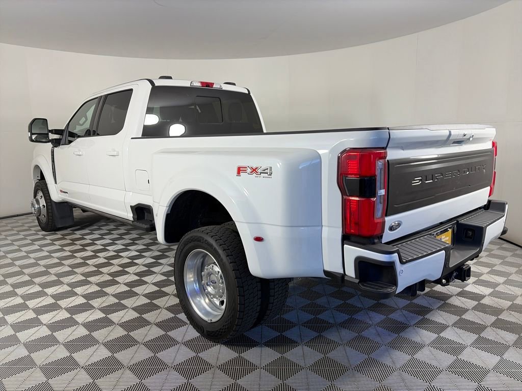 Certified 2025 Ford F450 Platinum w/ FX4 Off-Road Package video 3