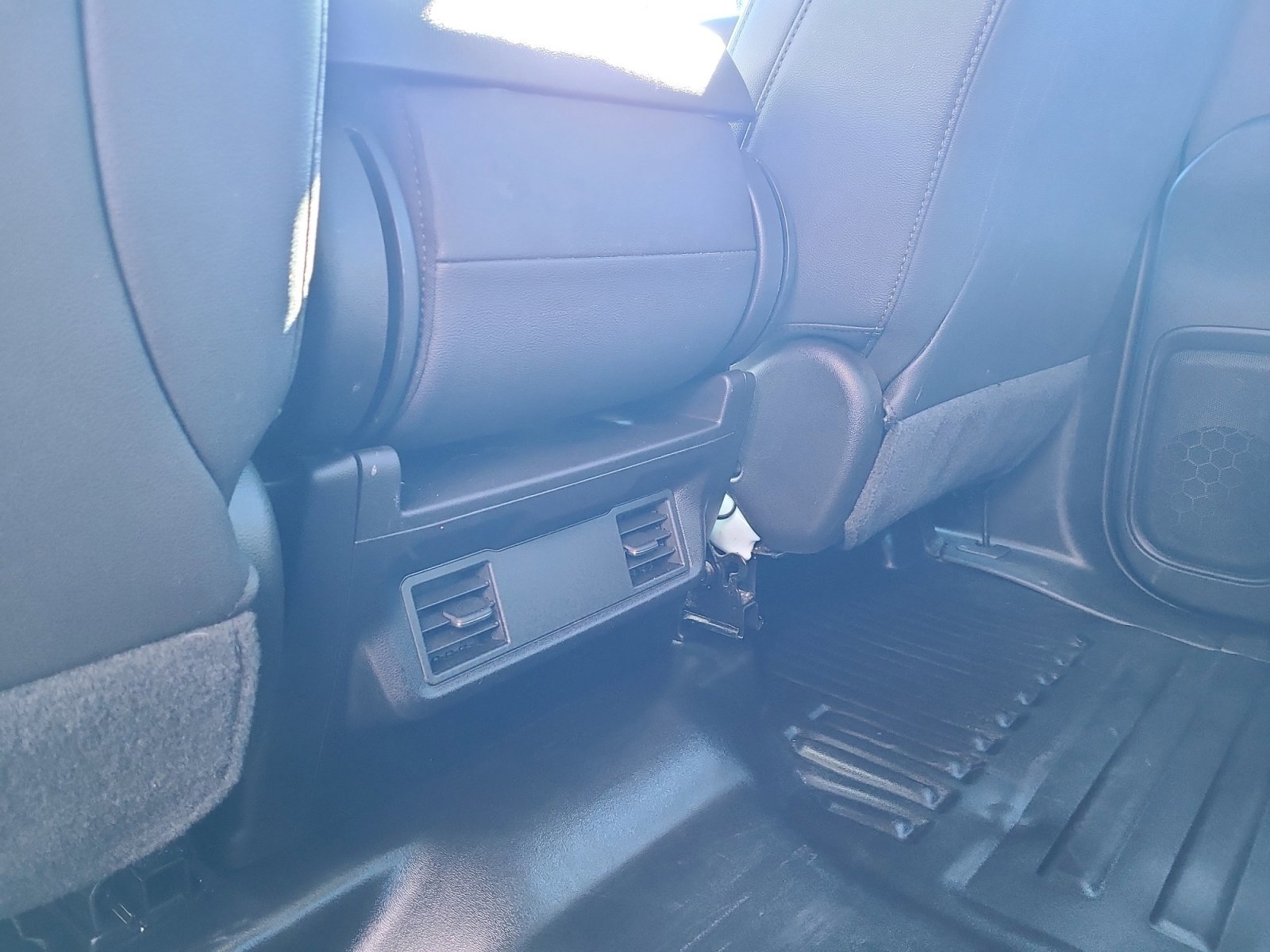 Used 2023 GMC Sierra 3500 Pro w/ Gooseneck/5TH Wheel Package image 31