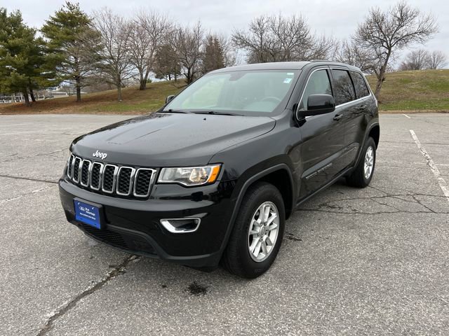 Used 2018 Jeep Grand Cherokee Laredo image 2