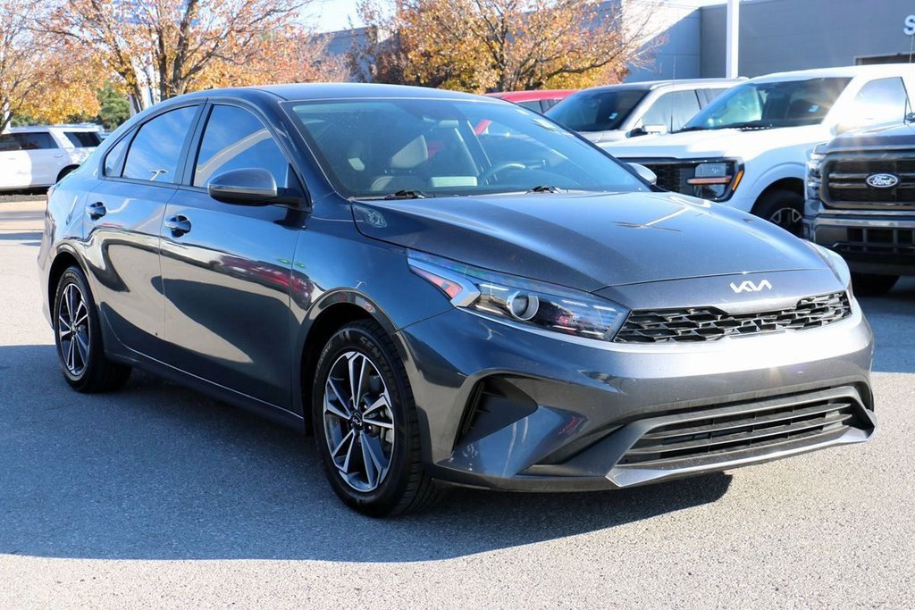 Used 2024 Kia Forte LXS image 4