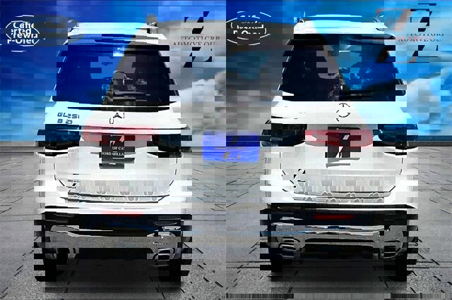 Used 2021 Mercedes-Benz GLB 250 w/ Premium Package image 3