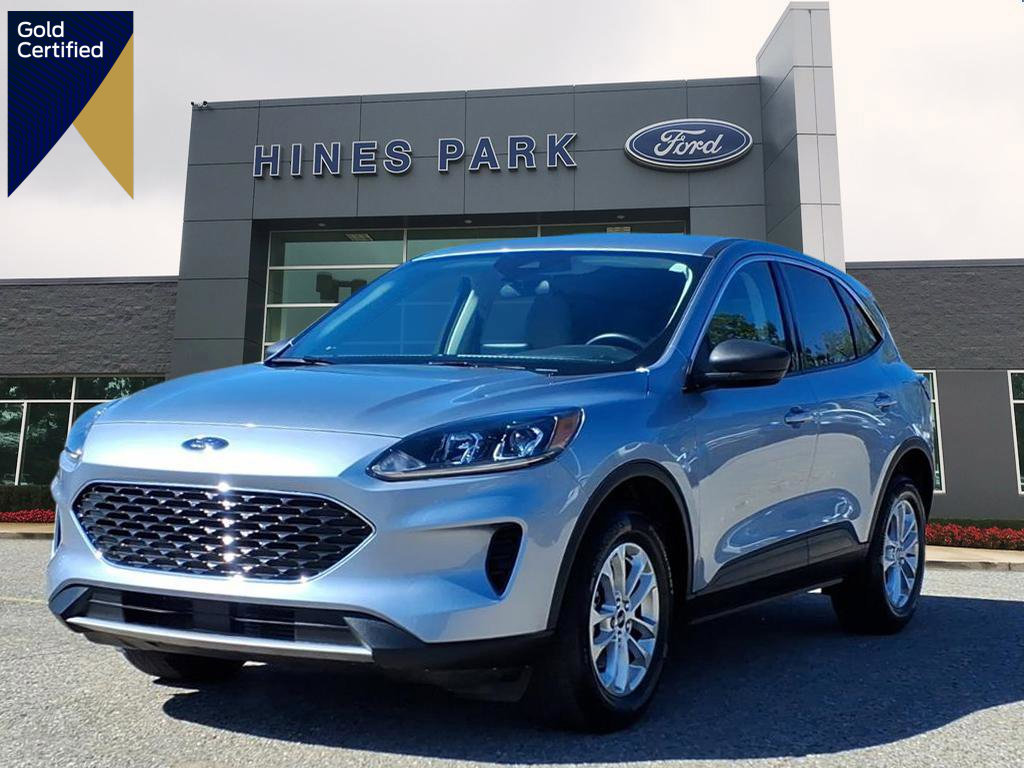 Certified 2022 Ford Escape SE w/ Cold Weather Package