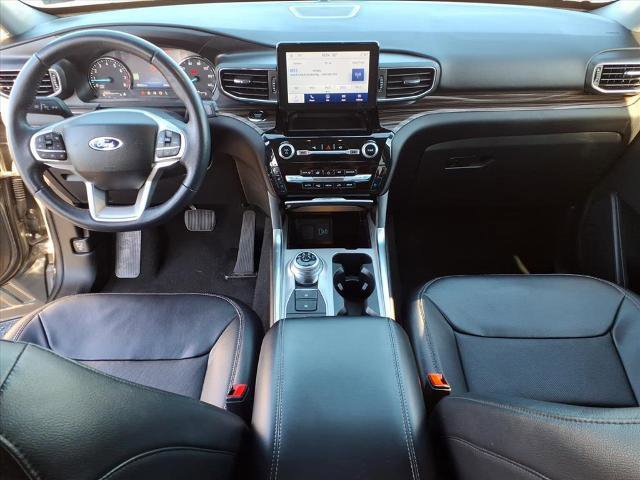 Certified 2023 Ford Explorer Limited image 11