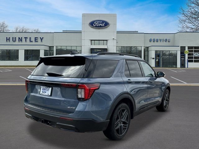 Certified 2025 Ford Explorer ST-Line w/ Premium Package AWD/4WD image 4